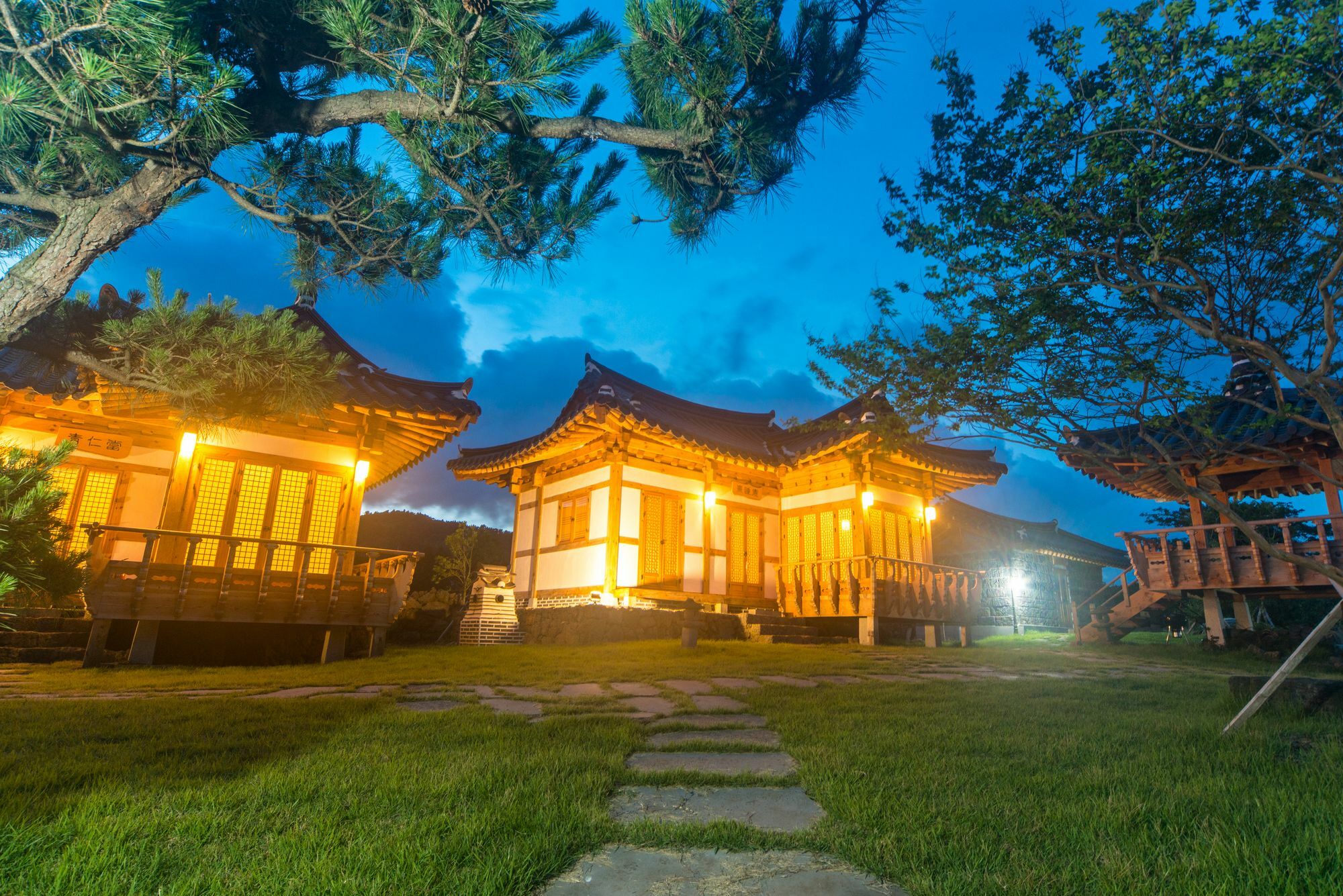 Canopus Resort Pension Согвипхо Экстерьер фото